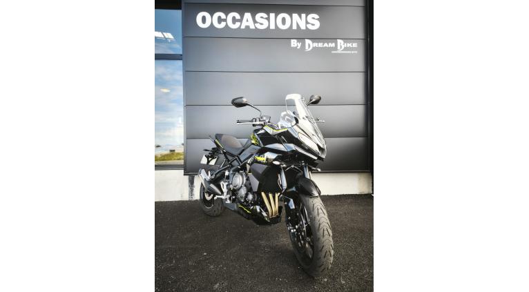 TRIUMPH TIGER 800