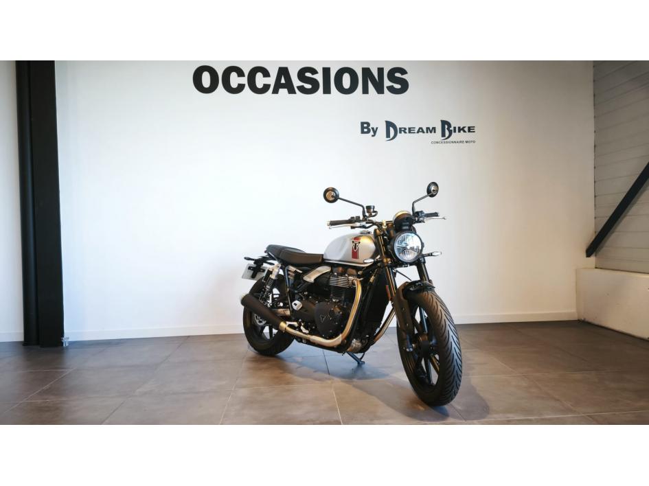TRIUMPH SPEED TWIN 900 (démo)