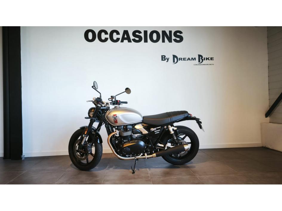 TRIUMPH SPEED TWIN 900 (démo)
