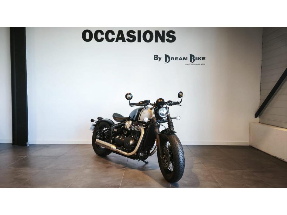 TRIUMPH Bonneville Bobber 1200 (démo)